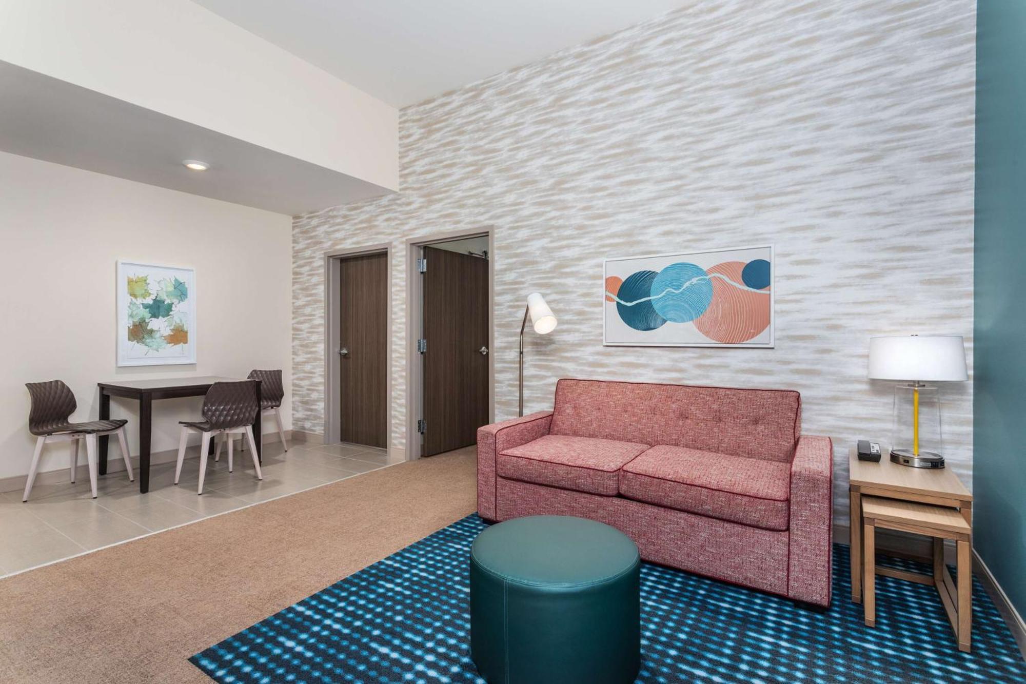 Home2 Suites By Hilton Cedar Rapids Westdale Eksteriør bilde